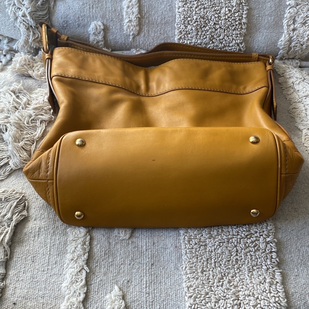 Salvatore Ferragamo shoulder bag - Picture 7 of 13